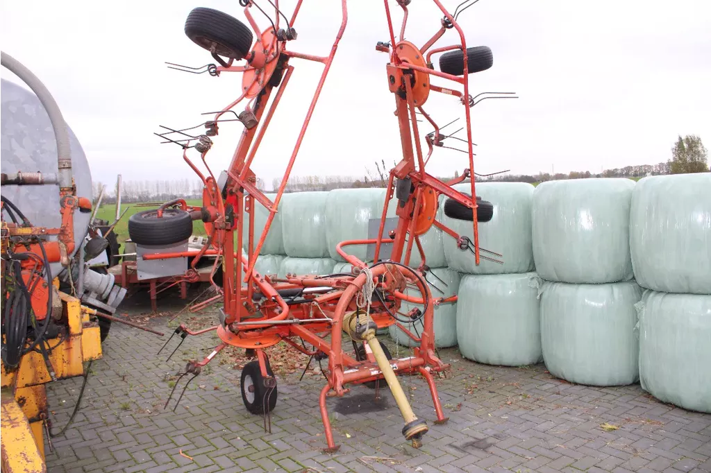 Fella 680 en diverse machines