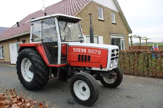 Steyr 8070
