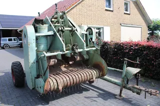 CLAAS Maximum