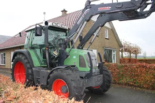Fendt 410 Vario met Voorlader