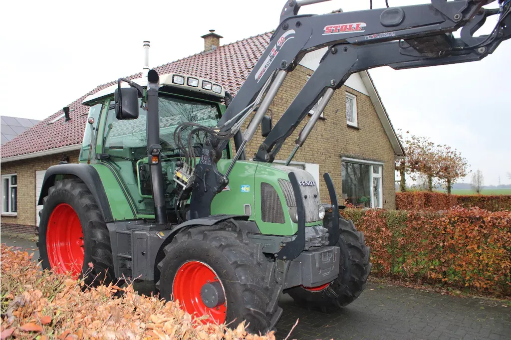 Fendt 410 Vario met Voorlader