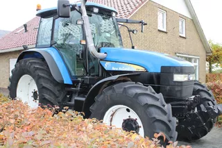New Holland TM 140