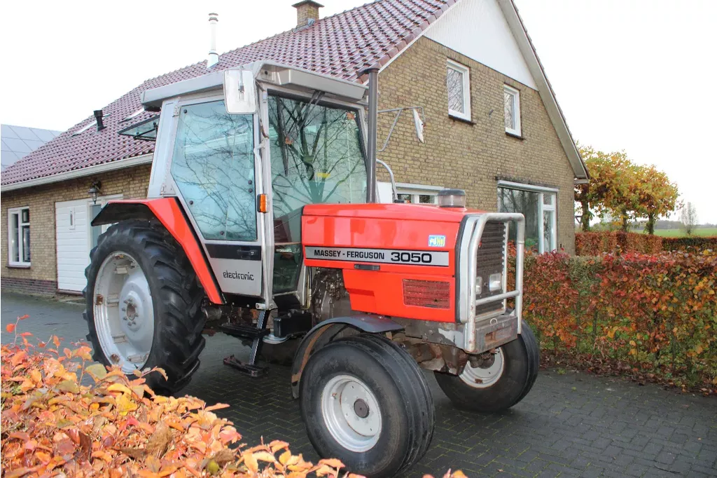 Massey Ferguson 3050