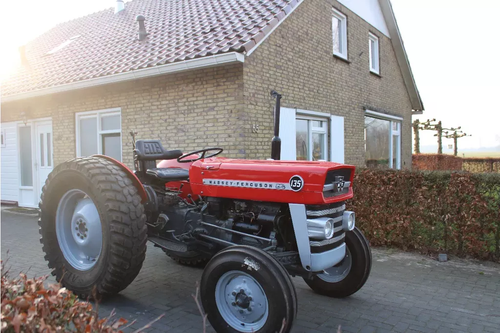 Massey Ferguson 135