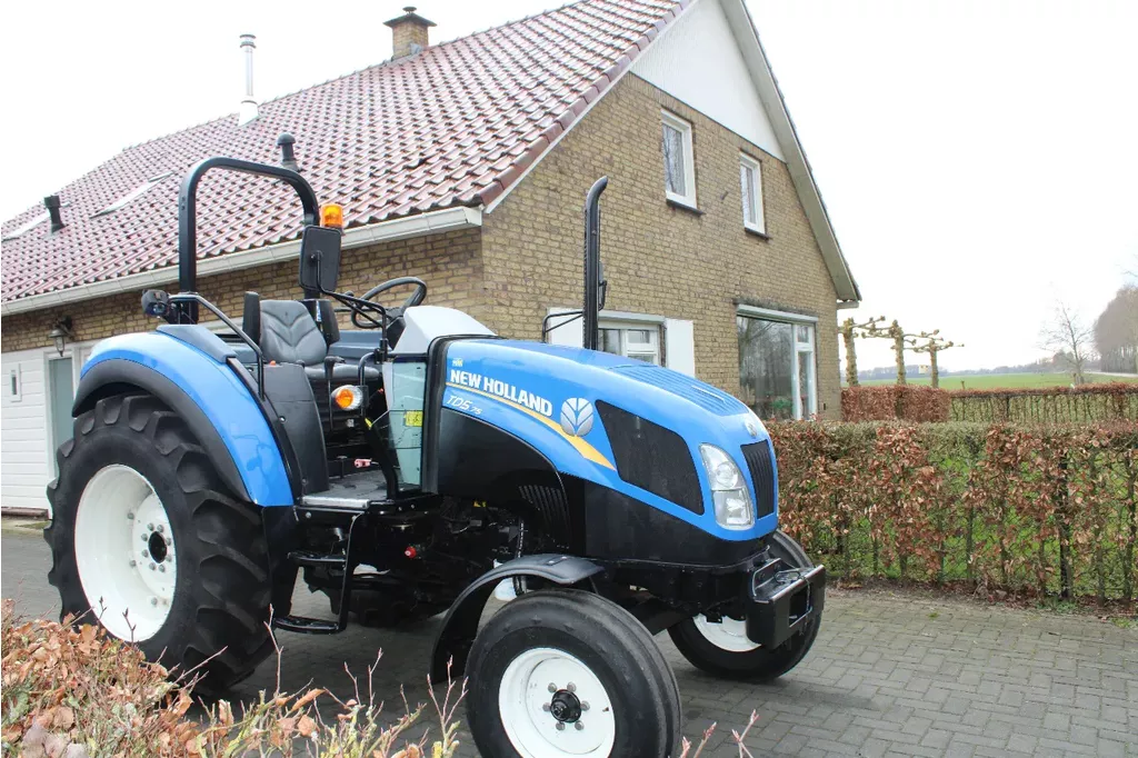 New Holland TD 5.75