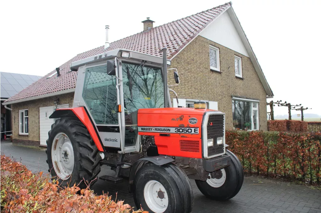 Massey Ferguson 3050