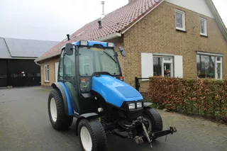 New Holland TCE 45