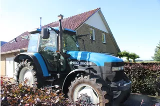 New Holland 8160