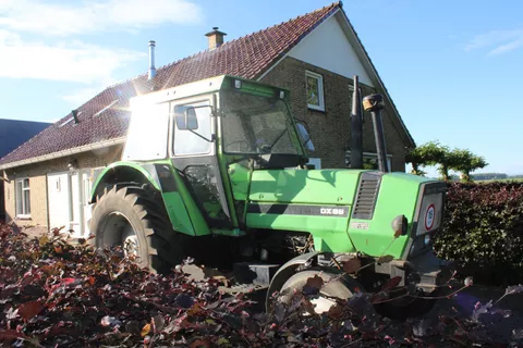 Deutz DX 85