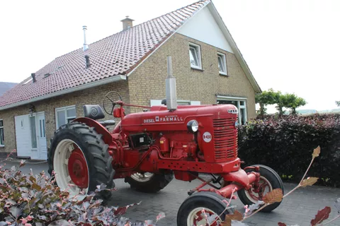 Farmall B-450