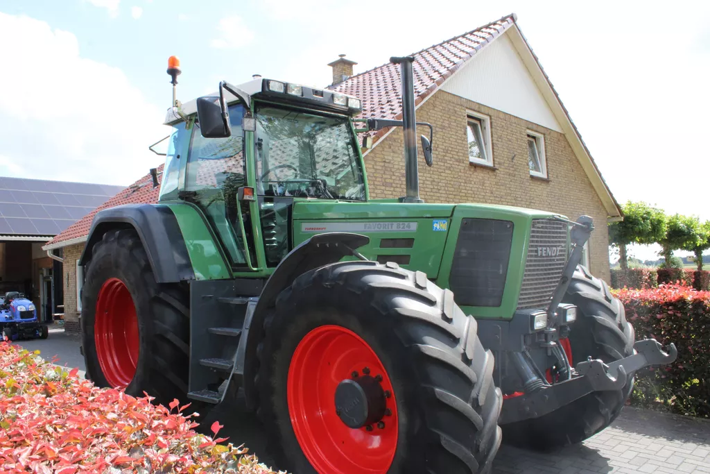 Fendt Favorit 822 Turboshift