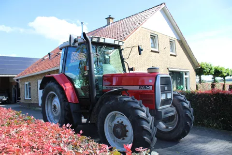 Massey Ferguson 6180 Dyna 4