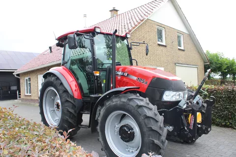 Case IH Farmall 105A