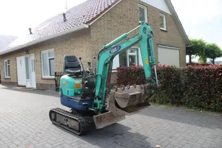 Ihi 9NX  900 kg minikraan