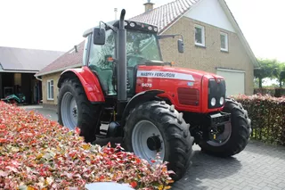 Massey Ferguson 6475 dyna 6 geveerde vooras en luchtinstallatie