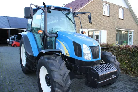 New Holland T5050