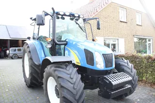 New Holland T5050