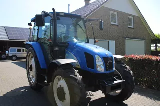 New Holland TL100A