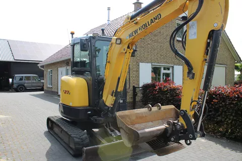 New Holland E37C binnendraaier