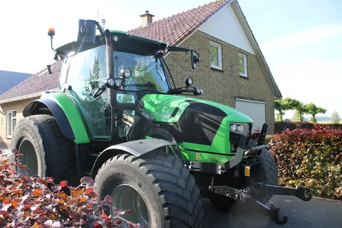 Deutz DEUTZ-FAHR 5110 TTV ex gemeente Fronthef en front pto