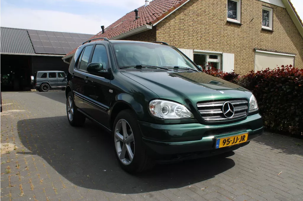Mercedes-Benz ML 320